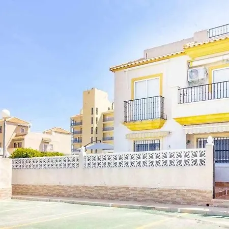 Groundfloor Pink Torrevista Lägenhet Torrevieja