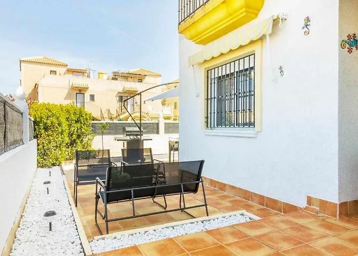 Lägenhet Groundfloor Pink Torrevista